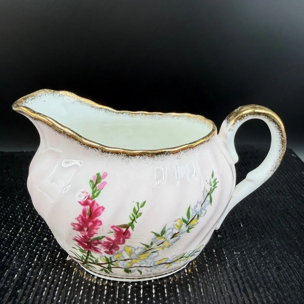 Foley EB 1850 Pink Floral Bone China Creamer Gold Trim Swirl Ribbed‎ England